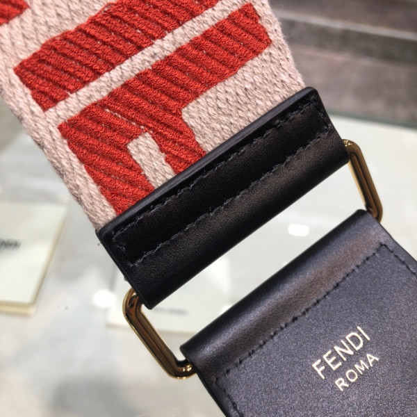 [FREE SHIPPING] FENDI STRAP YOU