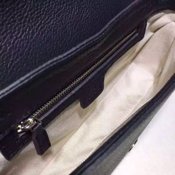 Cheap Gucci soho chain bag