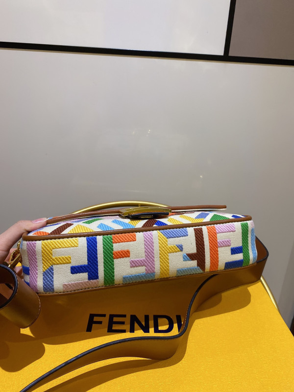 HOT SALE FENDI BAGUETTE