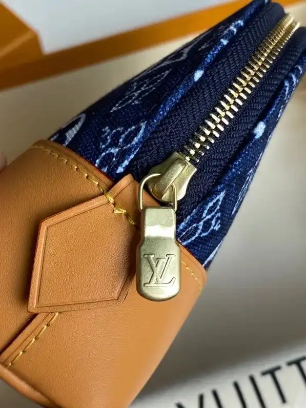 First bag ru LOUIS VUITTON SINCE 1854 COSMETIC POUCH PM