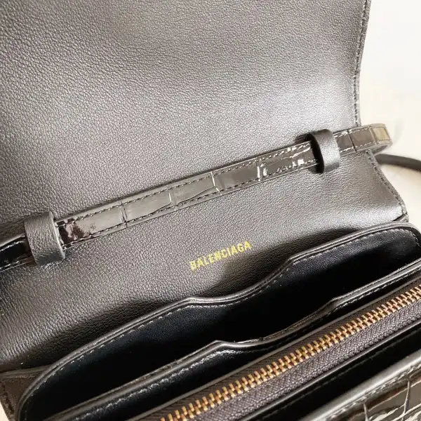 BALENCIAGA WOMEN'S B. SMALL BAG