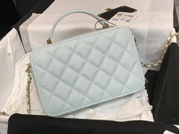 CHANEL VANITY CASE