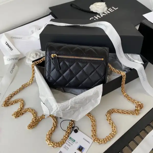 First Bag Ru CHANEL 2.55 CHANELUTCH WITH CHAIN