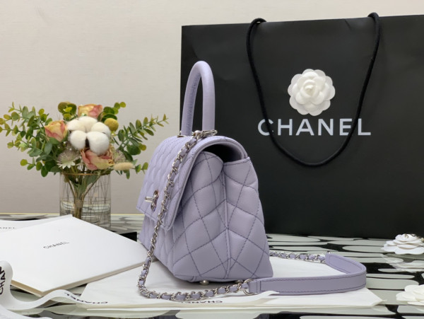 CL FLAP BAG WITH TOP HANDLE