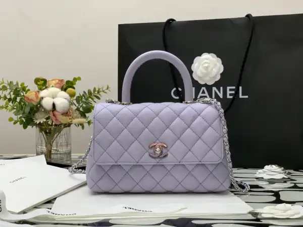 CL FLAP BAG WITH TOP HANDLE