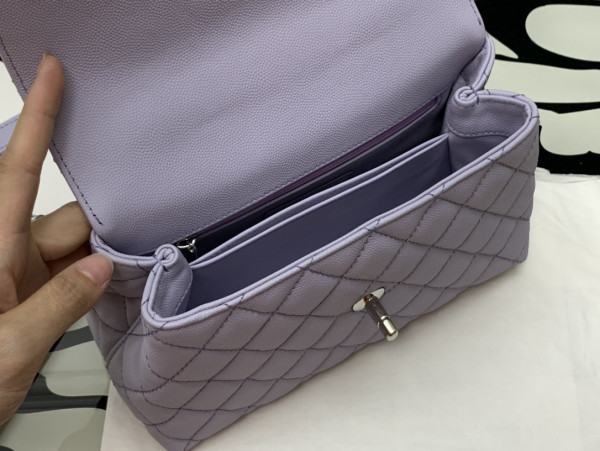 CL FLAP BAG WITH TOP HANDLE