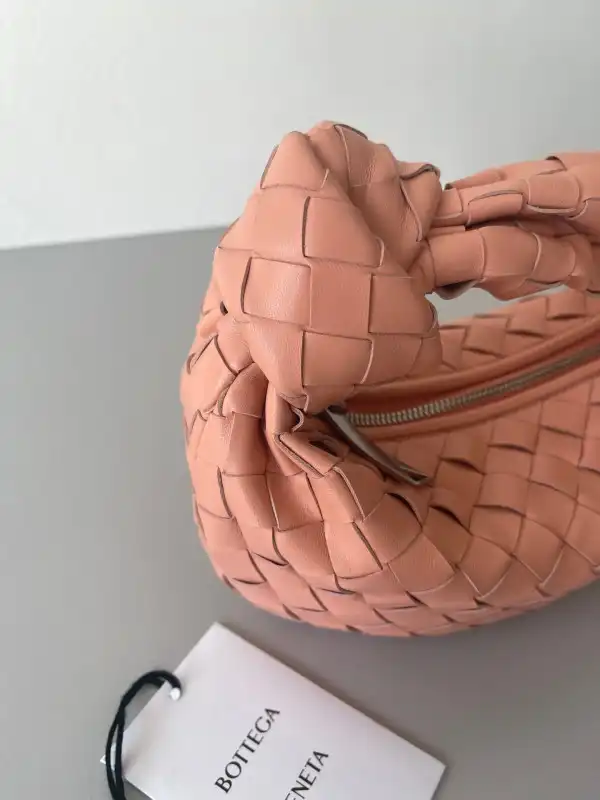 First bag ru BOTTEGA VENETA MINI JODIE