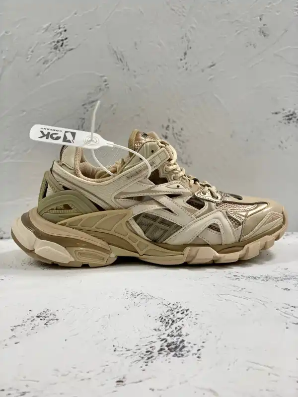 BALENCIAGA TRACK.2