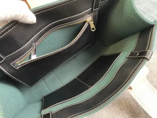 CHLOÉ MEDIUM WOODY TOTE BAG