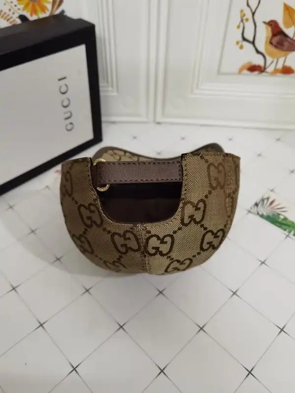 Bagsoffer GUCCI HAT