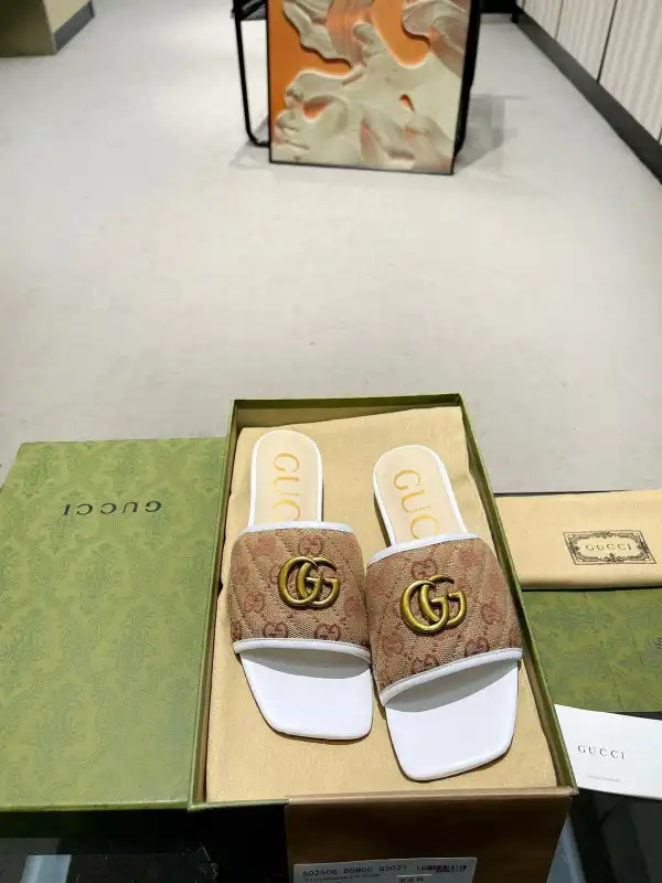 GUCCI GG matelassé canvas slide sandal