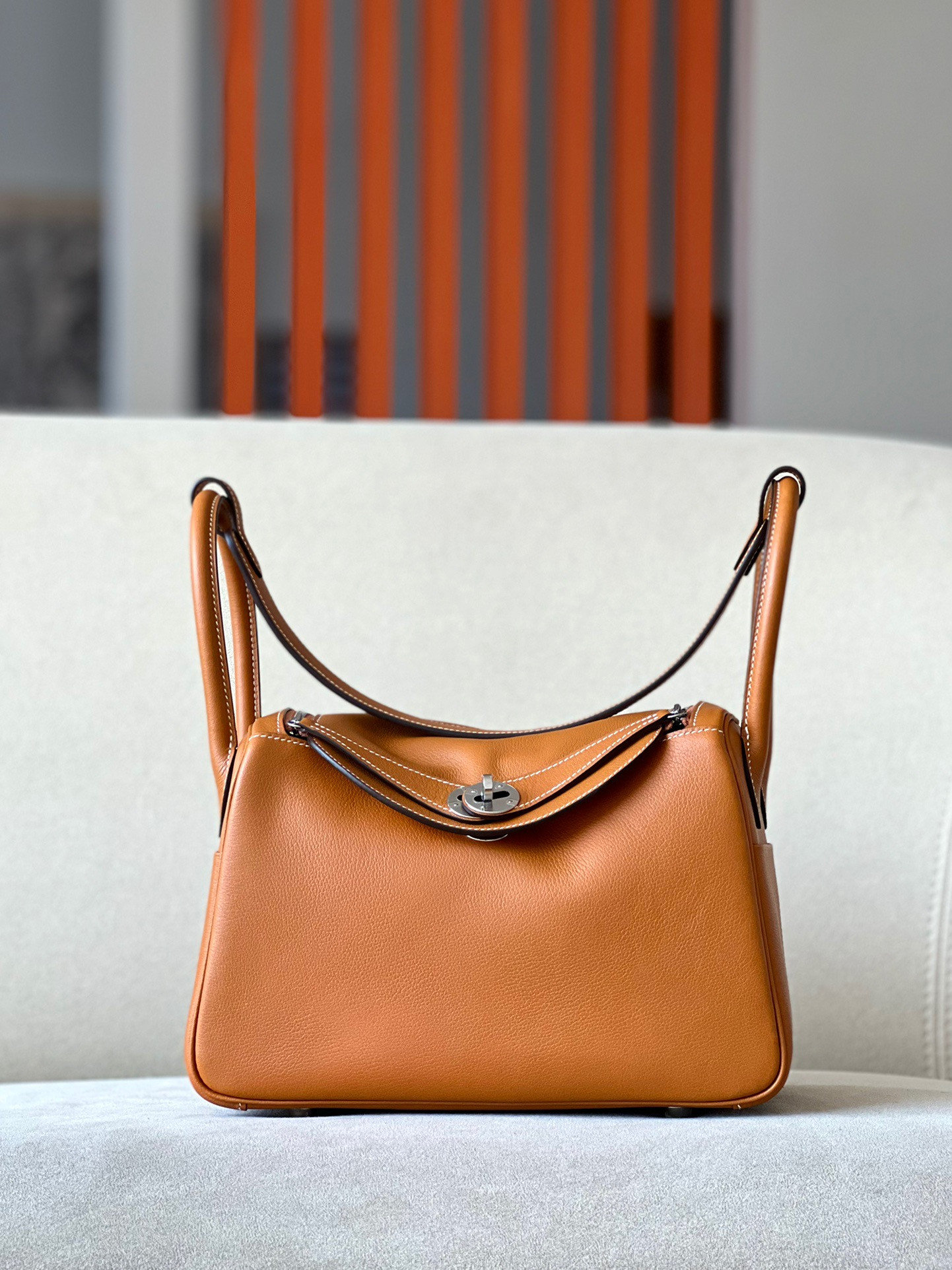 HOT SALE HERMES LINDY 26 HANDMADE