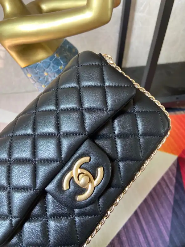 Firstbag Ru CHANEL FLAP BAG