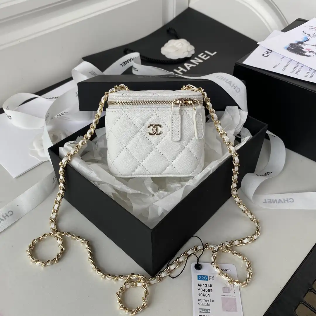 Frstbag ru CHANEL SMALL VANITY WITH CHAIN