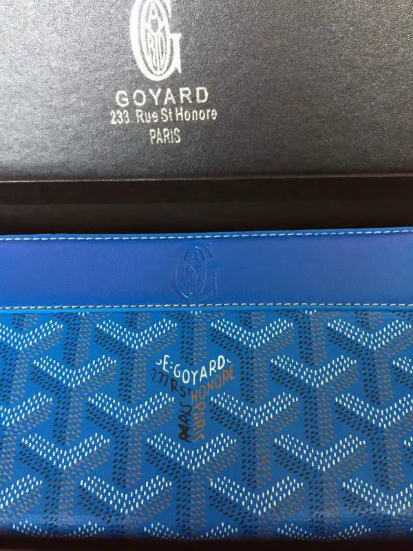 GOYARD ZIPPY WALLET