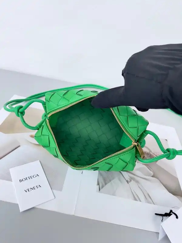 BOTTEGA VENETA Mini Loop Camera Bag