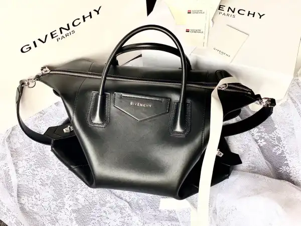 Bagsoffer GIENVCHY ANTIGONA SOFT