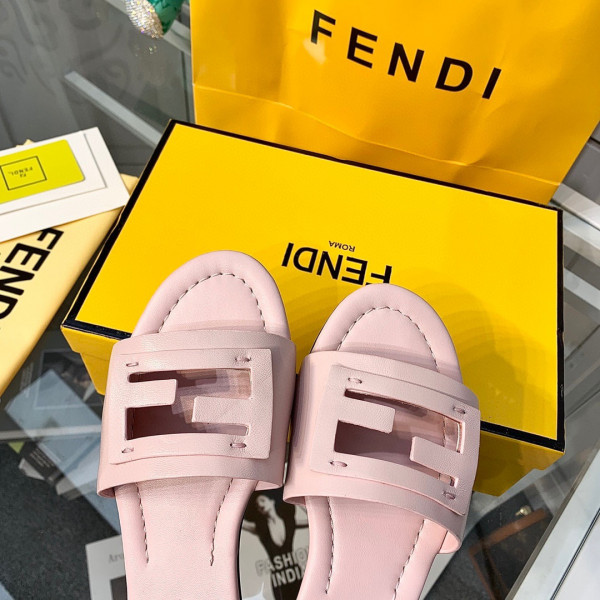 HOT SALE Fendi Signature