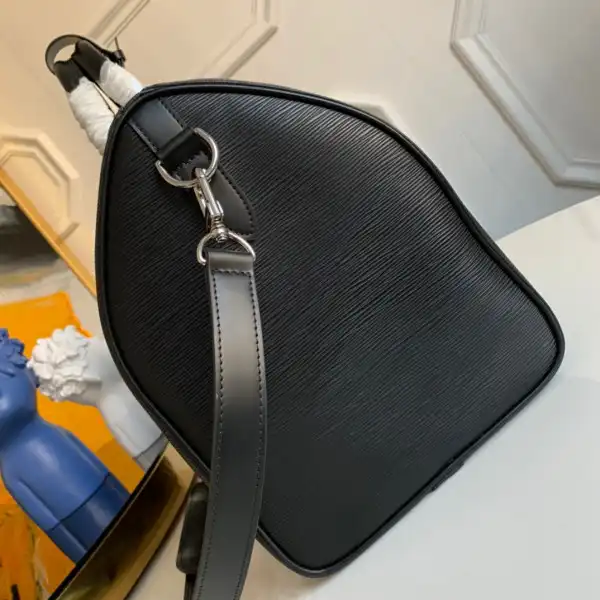 First bag ru LOUIS VUITTON KEEPALL BANDOULIÈRE 45