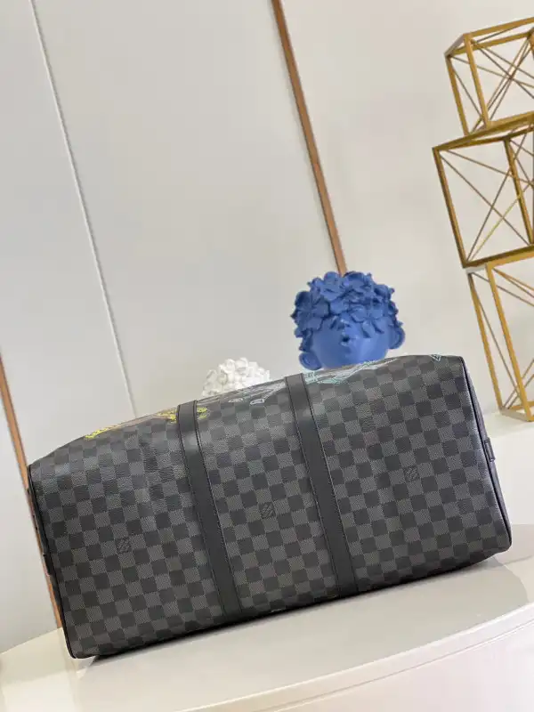 First bag ru LOUIS VUITTON KEEPALL BANDOULIÈRE 50