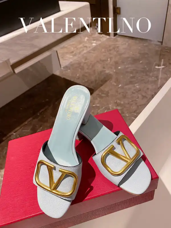 Bagsoffer VALENTINO VLOGO SIGNATURE SLIDE SANDAL