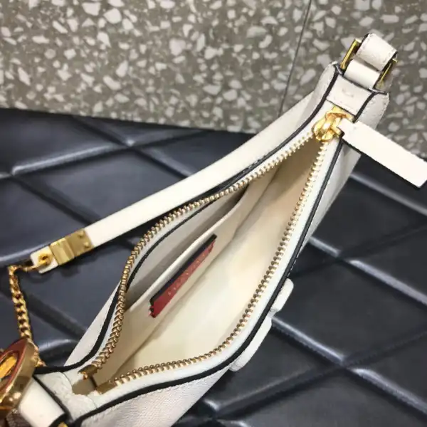 Bagsoffer VALENTINO VSLING HOBO BAG