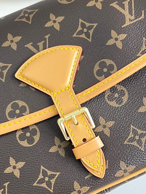 HOT SALE LOUIS VUITTON VINTAGE SOLOGNE