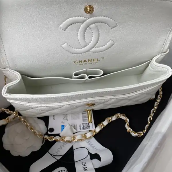 First Bag Ru CHANEL FLAP BAG 23CM