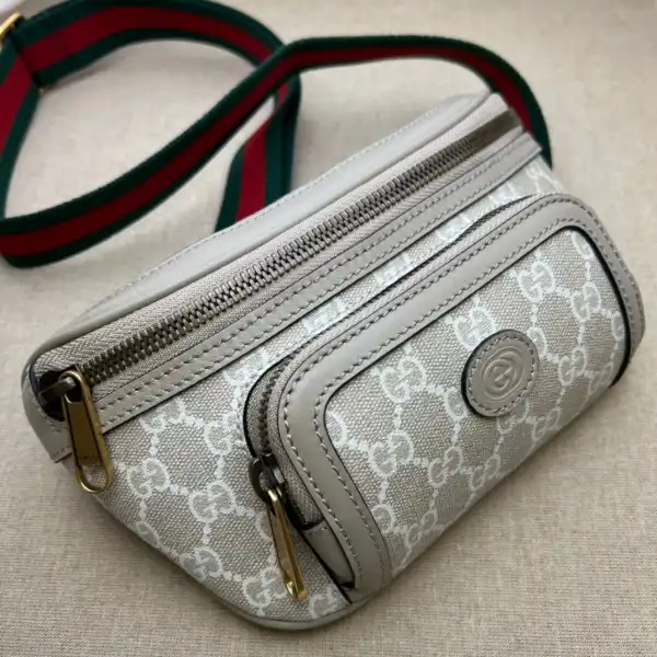 Frstbag ru Gucci Belt bag with Interlocking G