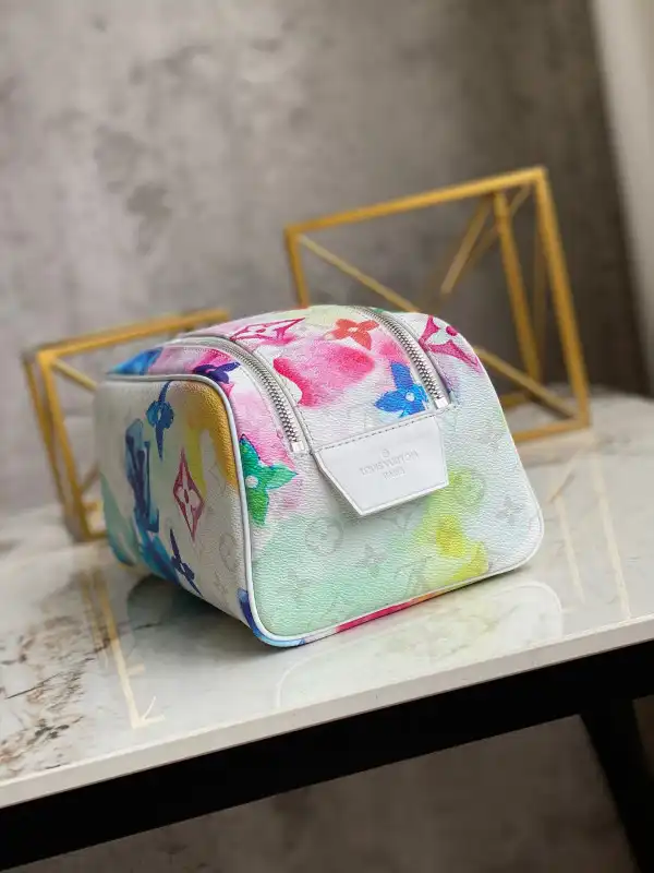 Repladies offers premium fake Louis bags at unbeatable prices. Our products are cheap because we focus on direct sales LOUIS VUITTON TOILET DOPP POUCH