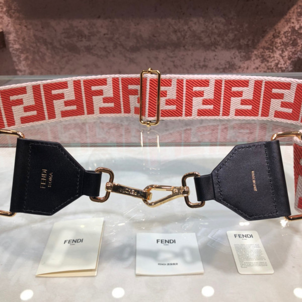 [FREE SHIPPING] FENDI STRAP YOU