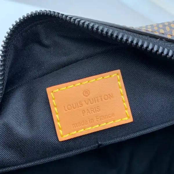 LOUIS VUITTON NANO AMAZONE MESSENGER