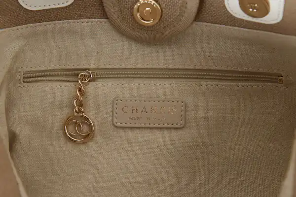 CHANEL SHOPPING BAG