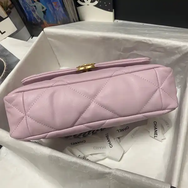 Firstbag Ru CHANEL 19 FLAP BAG