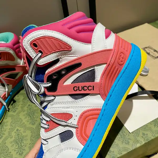 Bagsoffer GUCCI Gucci Basket sneaker