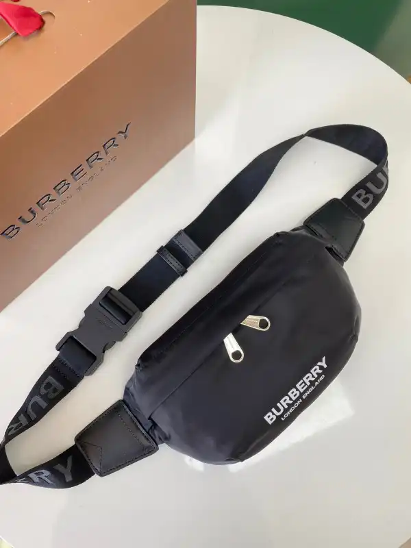 Bagsoffer BURBERRY Bum Bag