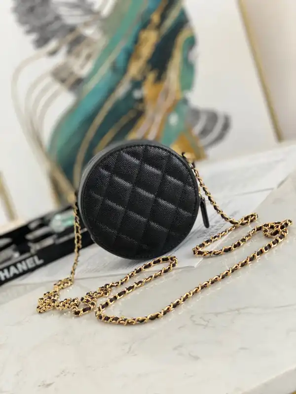 CHANEL ROUND BAG