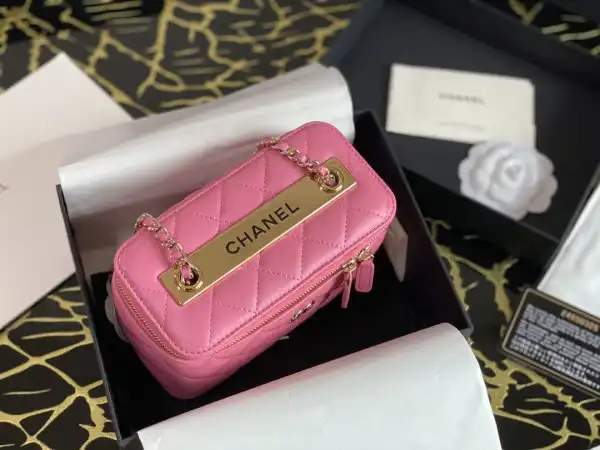 CHANEL SMALL VANITY WITH CHANELASSIC CHAIN