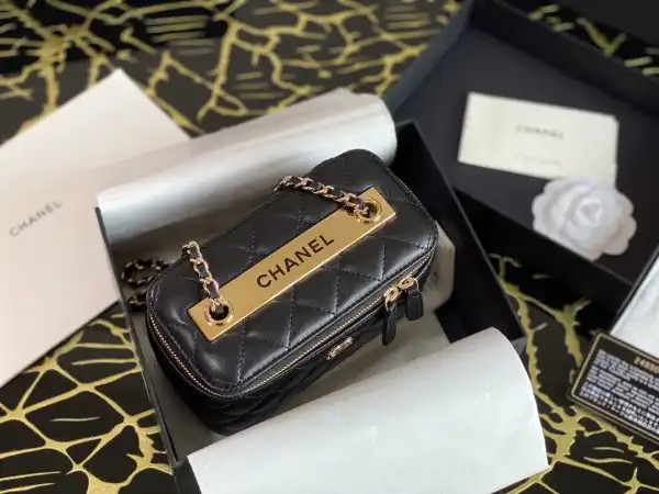 CHANEL SMALL VANITY WITH CHANELASSIC CHAIN