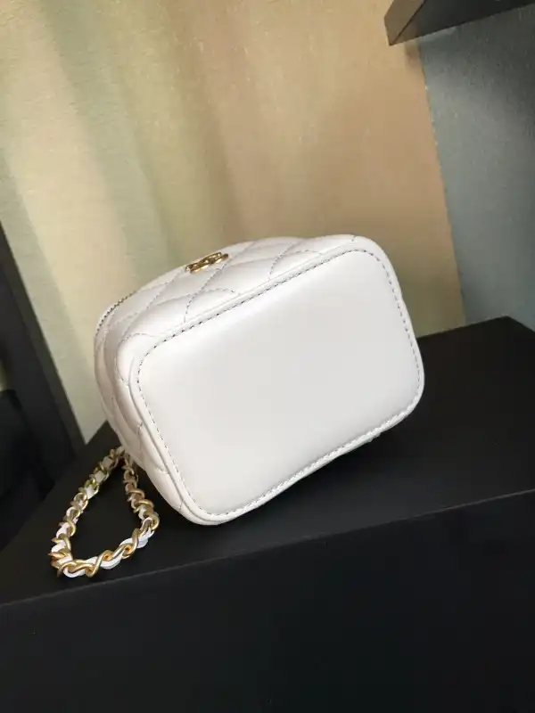 CHANEL SMALL VANITY WITH CHAIN