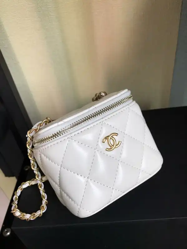 CHANEL SMALL VANITY WITH CHAIN