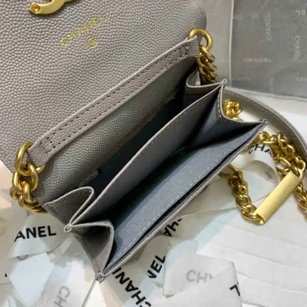 First bag ru CHANEL CHANELUTCH WITH CHAIN