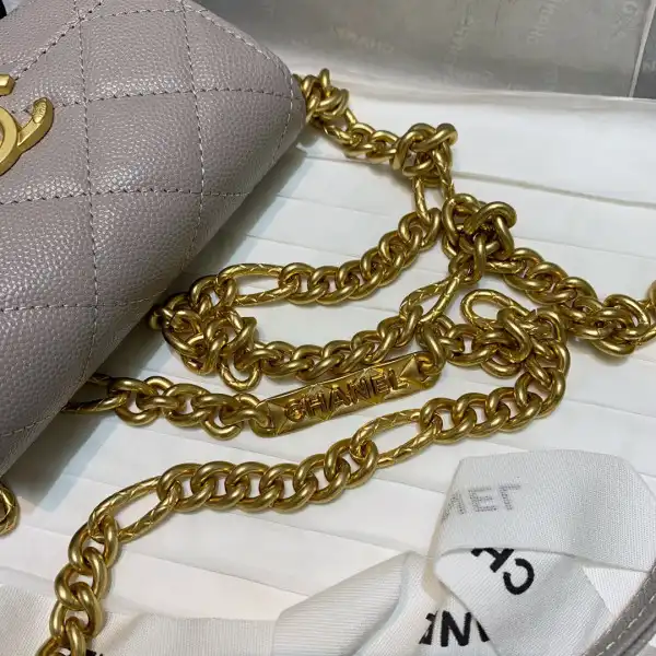 CHANEL CHANELUTCH WITH CHAIN