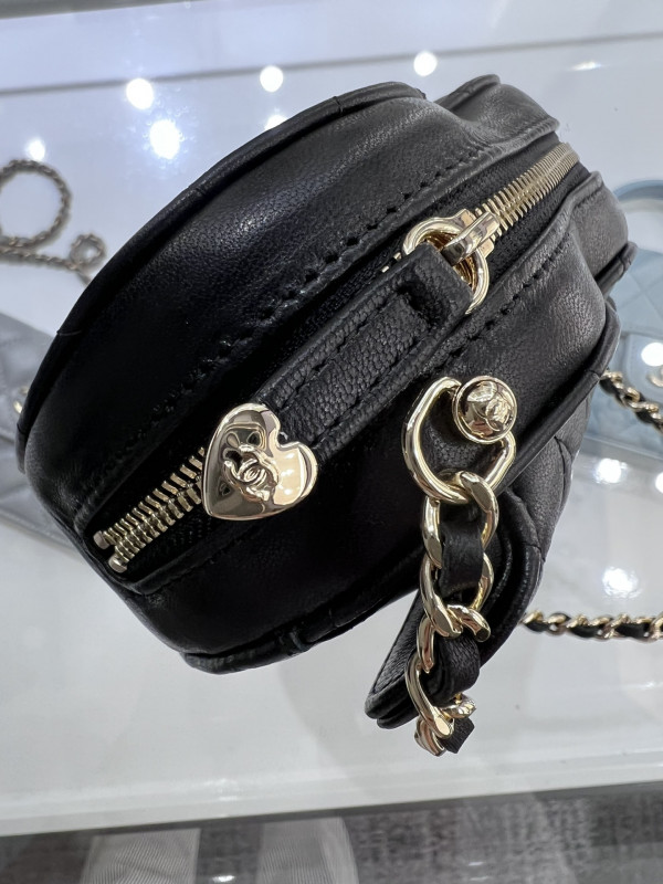 HOT SALE CL HEART CLUTCH WITH CHAIN