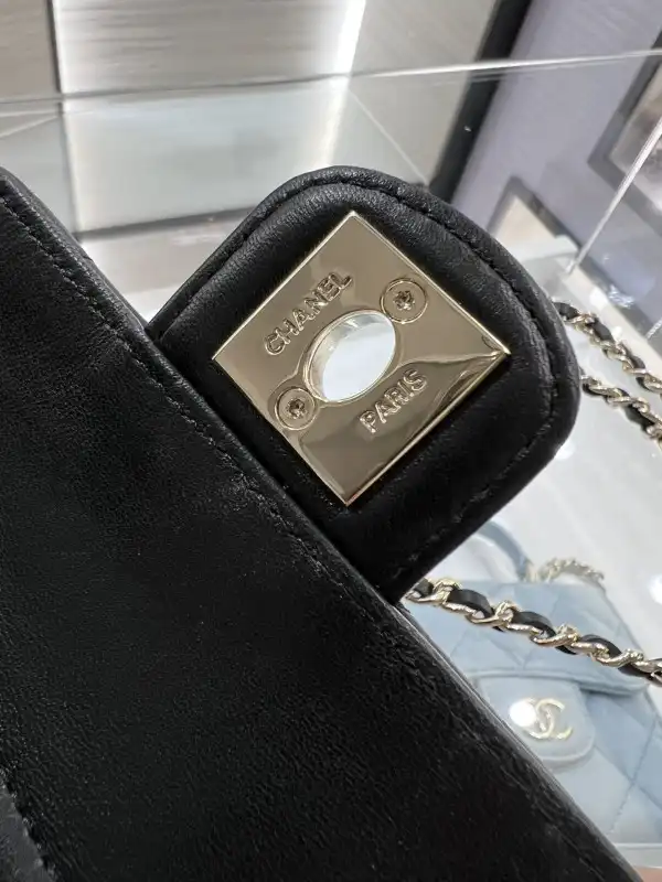 CHANEL HEART CHANELUTCH WITH CHAIN