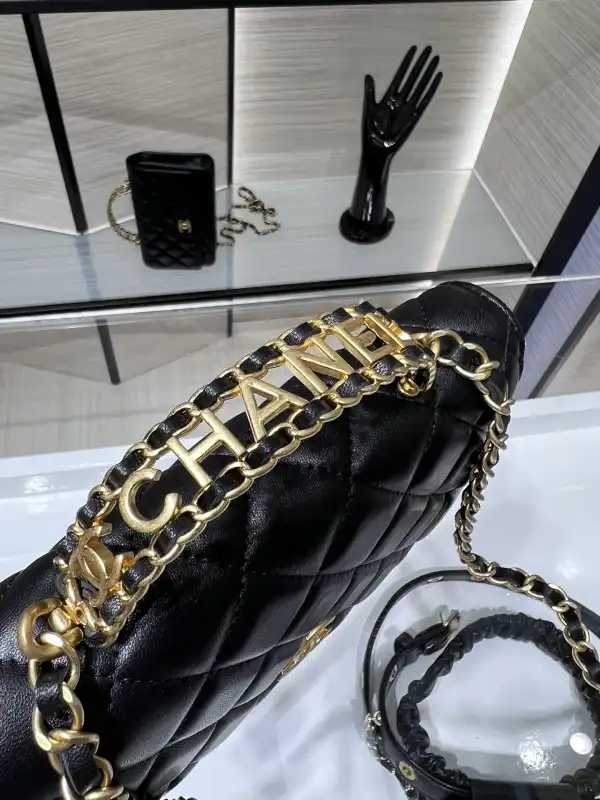 CHANEL WALLET