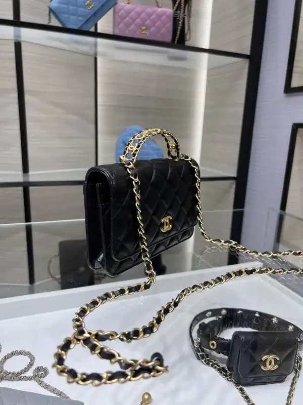 CHANEL WALLET