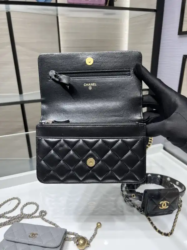 CHANEL WALLET