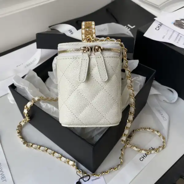 CHANEL VANITY CASE