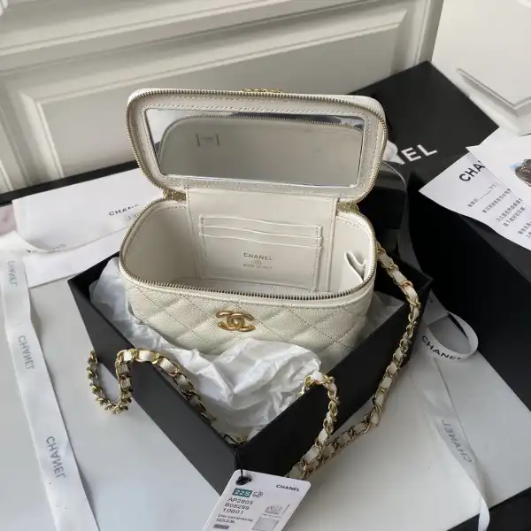 CHANEL VANITY CASE